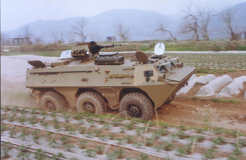 wz523装甲车图片