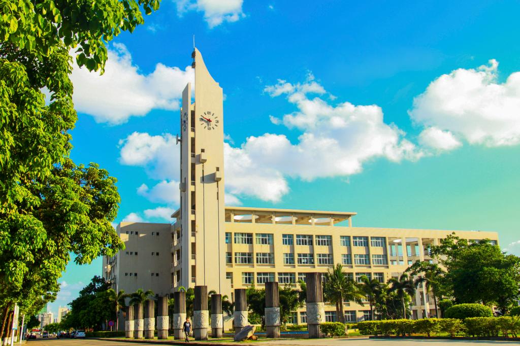 创新教学排课方式，营造舒心学习环境——海南大学努力破解学习空间紧缺“堵点”